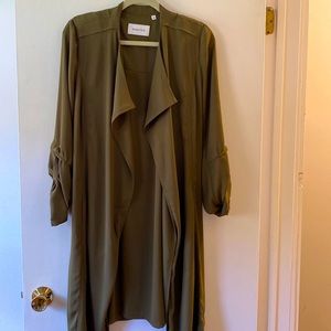 Aritzia Babaton Quincey Jacket - flowy trench - Large